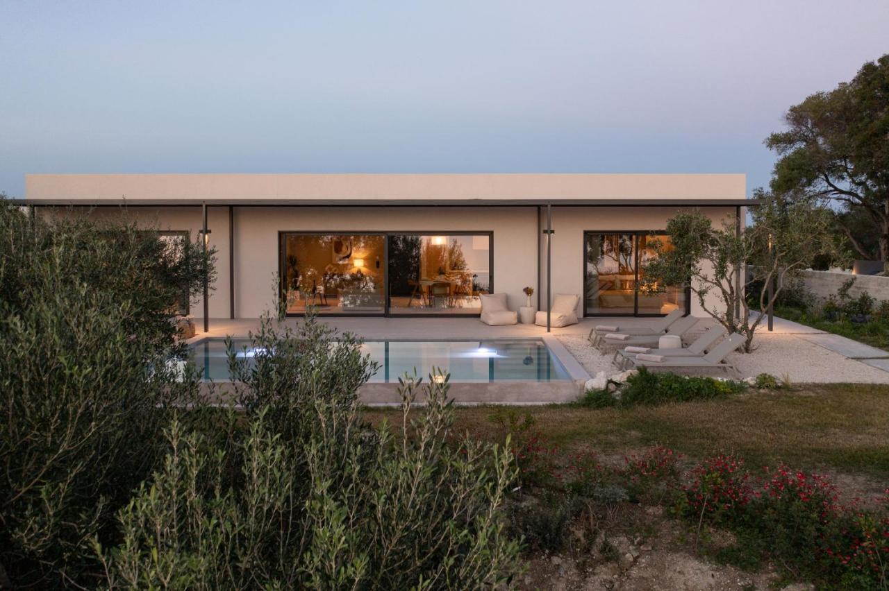Paloubi Estate Villa Sinarádes Exterior photo